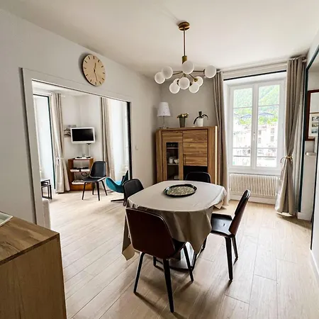 Spacious T2 In The Heart Of شقة